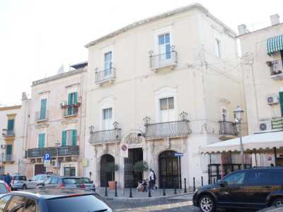 Bari, la chiesa della Santissima Trinit� e dei Santi Medici